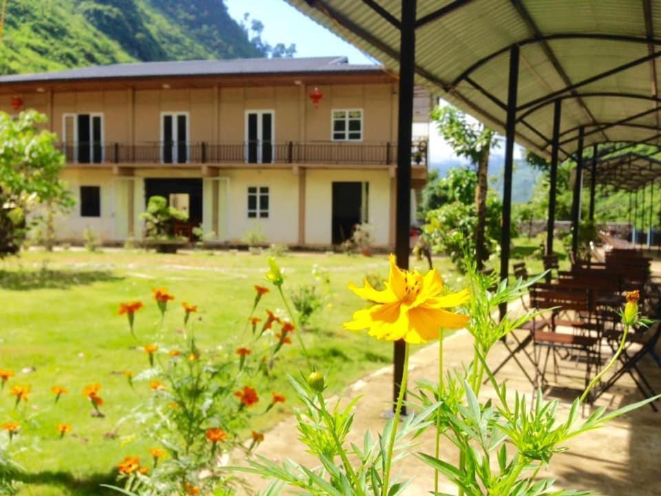 Điểm dừng chân Cán Tỷ Ha Giang Esterno foto
