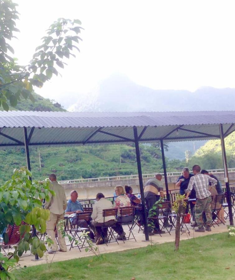 Điểm dừng chân Cán Tỷ Ha Giang Esterno foto